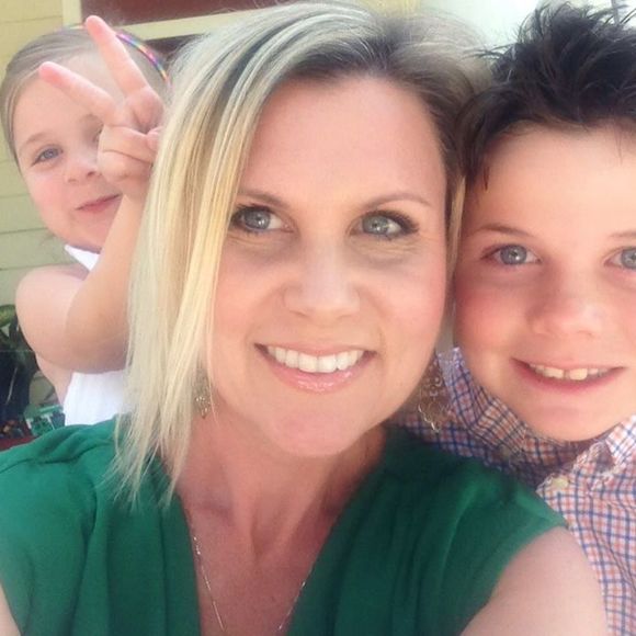 Meet your Posher, April - Picture 1 of 1